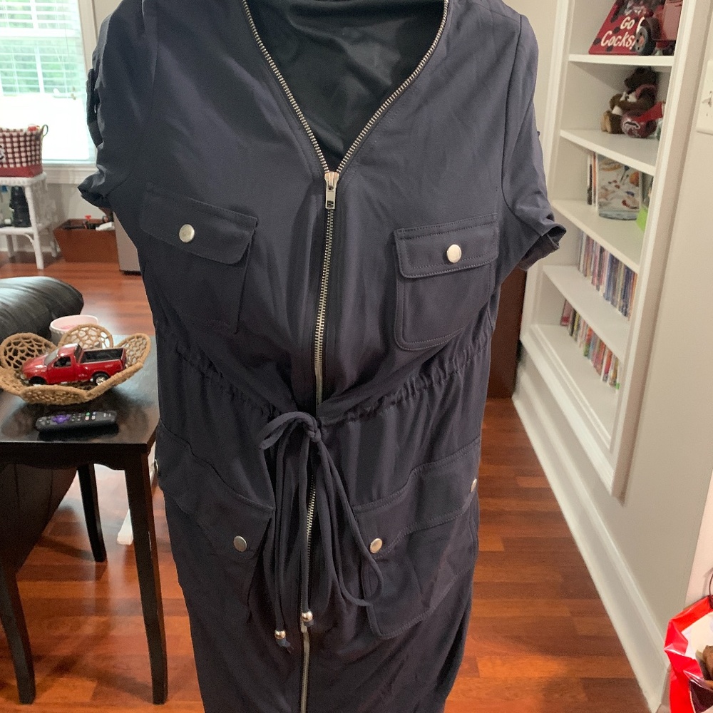 gray zip dress by MUSE sz 14
